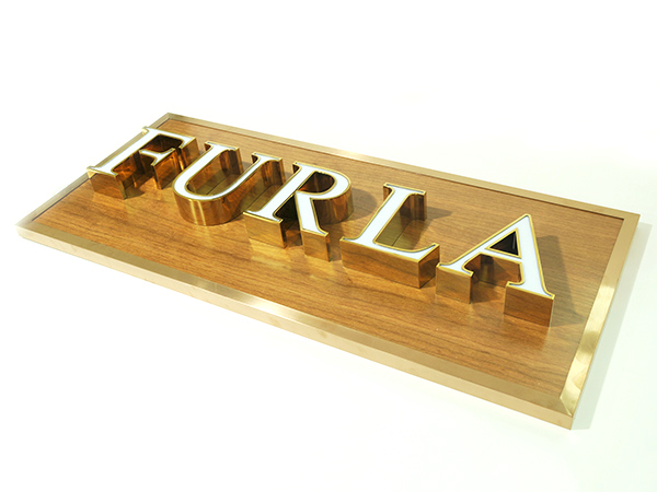 东莞国际品牌标识产品