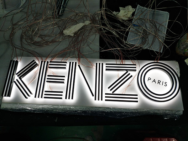 东莞背发光标识发布