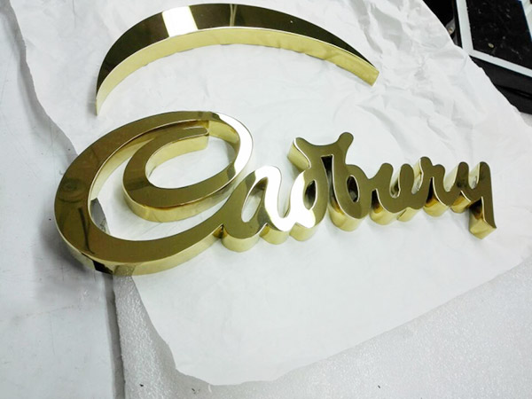 东莞镜面字设计